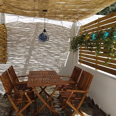 Mit Zwei Schlafzimmern In La Alpujarra Valor