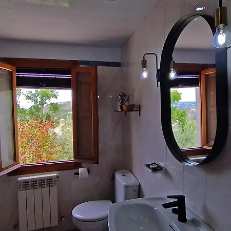 Mit Zwei Schlafzimmern In La Alpujarra Holiday home
