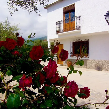 Holiday home Mit Zwei Schlafzimmern In La Alpujarra Valor